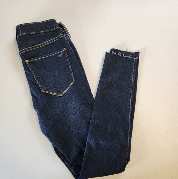 Hollister Curvy High Rise Ripped Jean Legging Jeans Stretchy New NWT Dark 7 28 - Picture 15 of 16